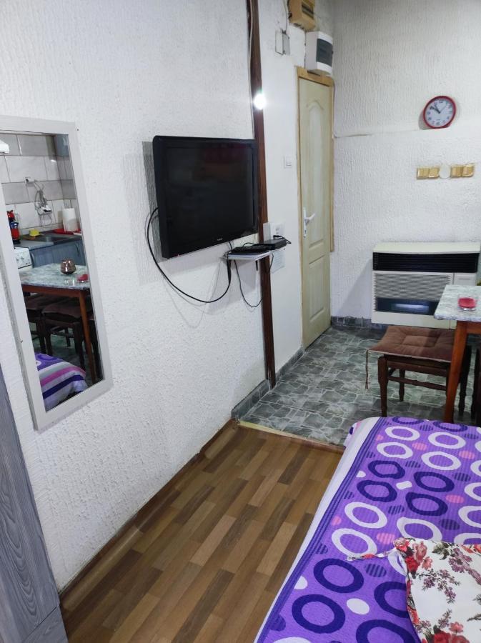 Prenociste Indija Hrvic Apartment Exterior foto