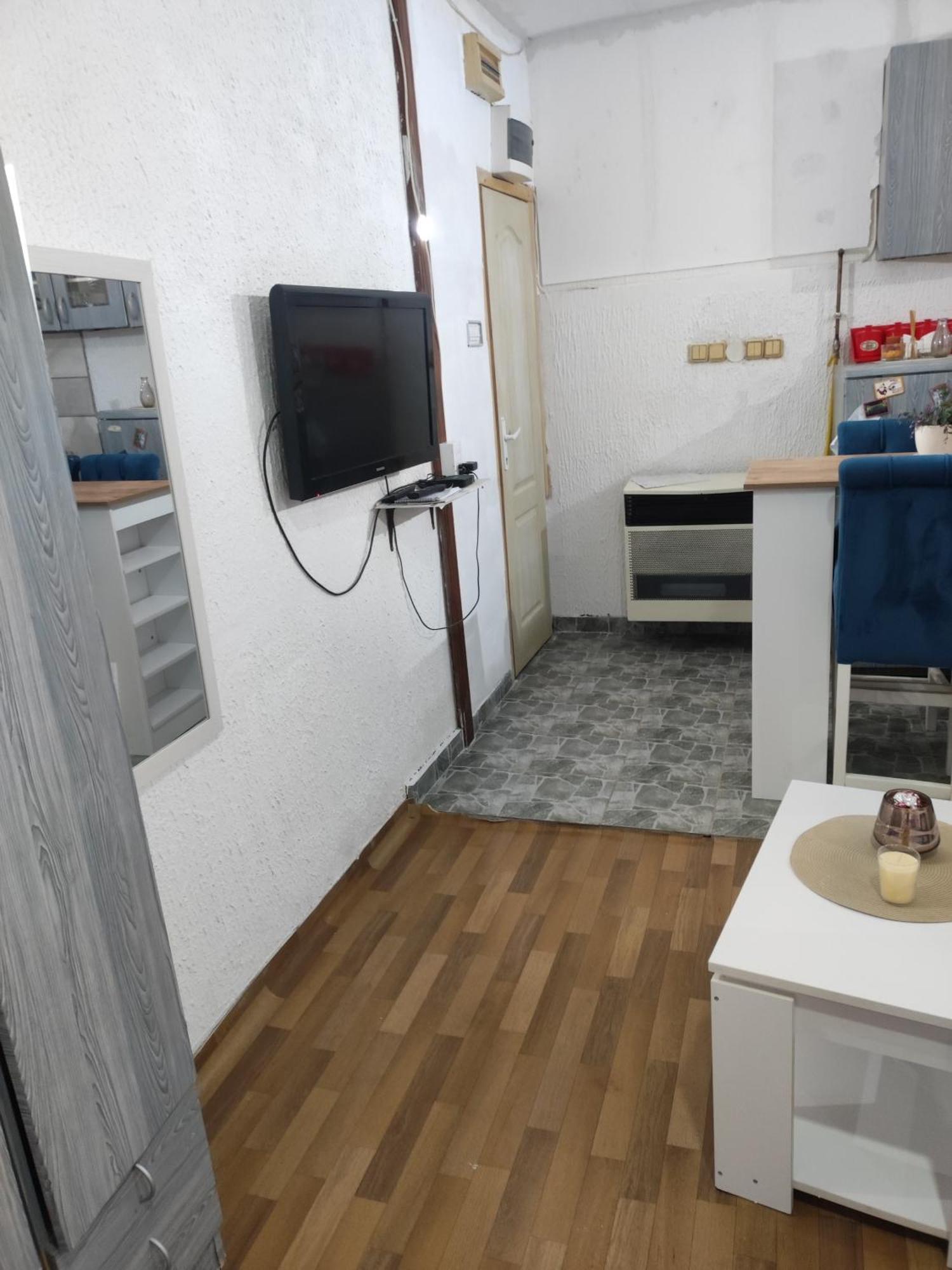 Prenociste Indija Hrvic Apartment Exterior foto